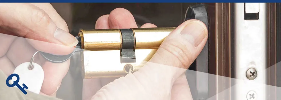 Cerrajeros especializados en cerraduras y puertas Fichet en Madrid.